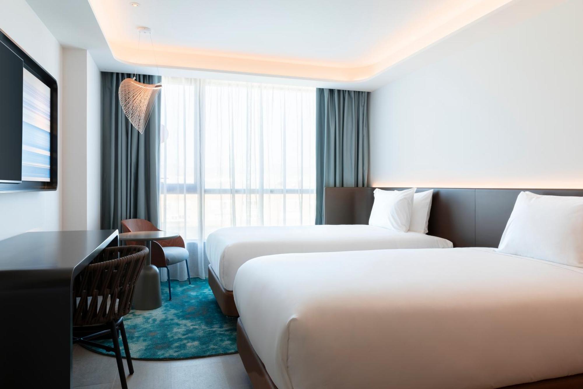 Labtwentytwo Barcelona, A Tribute Portfolio Hotel By Marriott المظهر الخارجي الصورة
