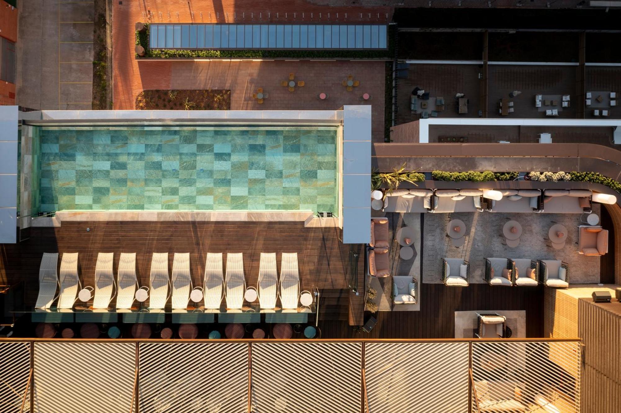 Labtwentytwo Barcelona, A Tribute Portfolio Hotel By Marriott المظهر الخارجي الصورة