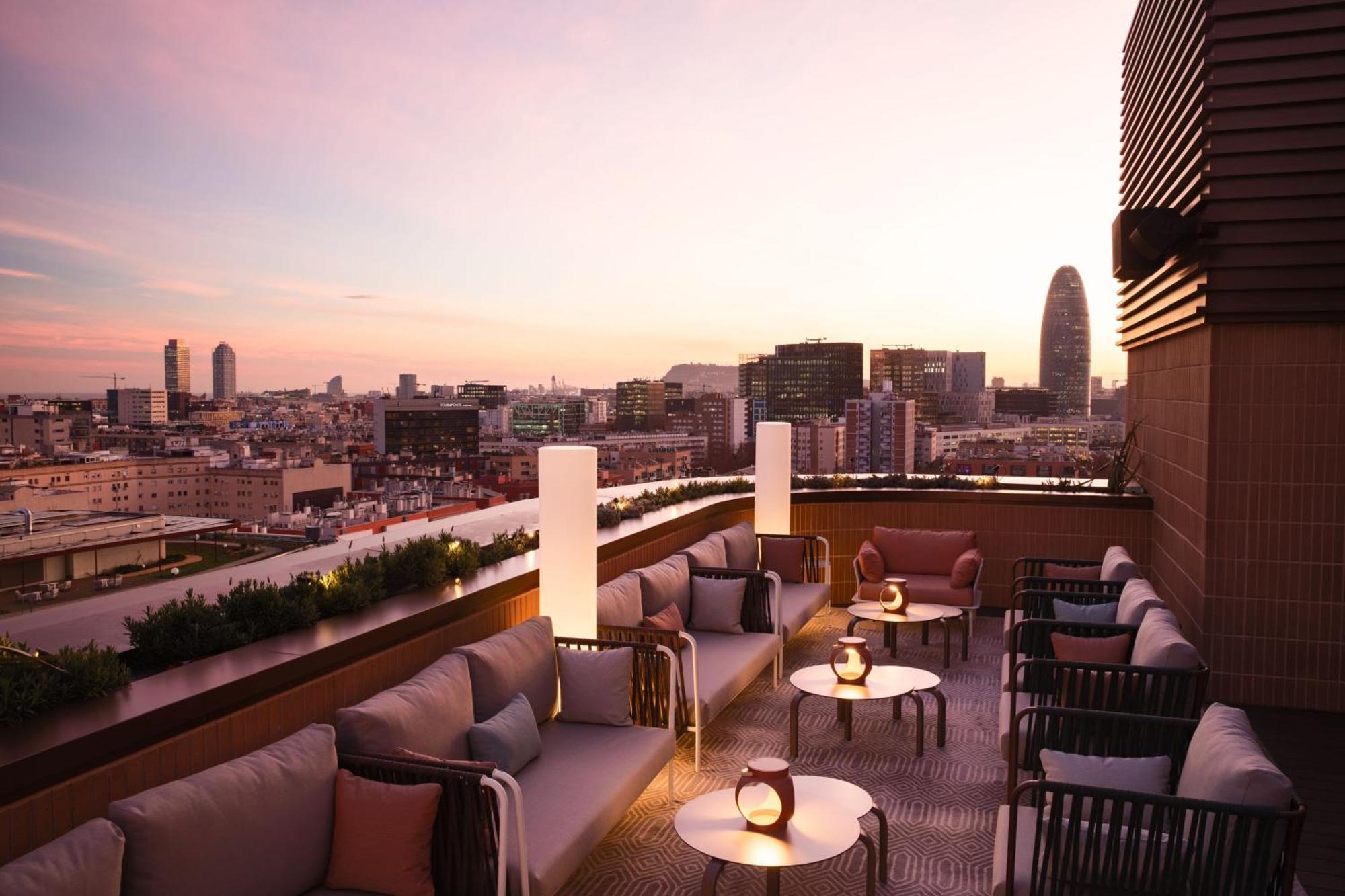 Labtwentytwo Barcelona, A Tribute Portfolio Hotel By Marriott المظهر الخارجي الصورة