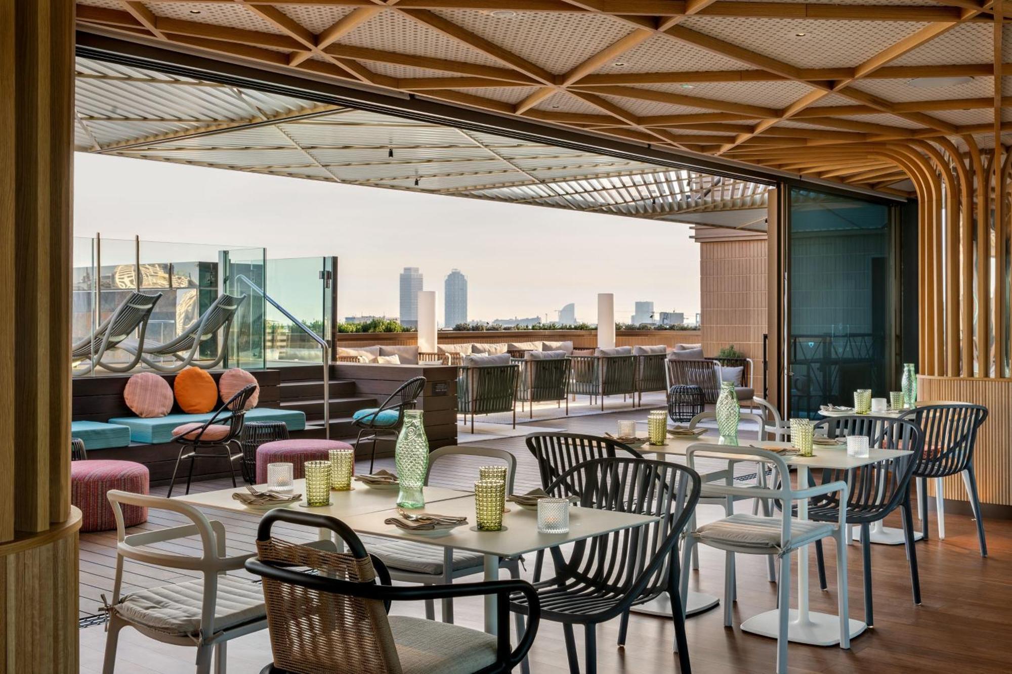 Labtwentytwo Barcelona, A Tribute Portfolio Hotel By Marriott المظهر الخارجي الصورة